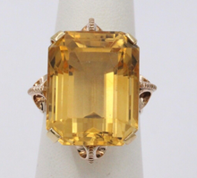 Load image into Gallery viewer, Vintage 14k Gold Large Citrine Retro Ring, Statement Ring