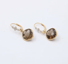 Load image into Gallery viewer, Minimalist Smoky Topaz 14K Yellow Gold Dangling Earrings.