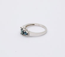 Load image into Gallery viewer, Vintage 14K White Gold Sapphire And Diamond Ring, Engagement Ring.