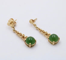 Load image into Gallery viewer, Vintage 14K Yellow Gold Chrysoprase Dangling Earrings