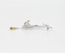 Load image into Gallery viewer, Vintage 18K White Gold Elegant Lily Flower Diamonds Brooch Pin