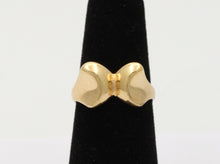 Load image into Gallery viewer, Tiffany and Co Elsa Peretti 18K Yellow Gold Full Hearts Ring