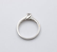 Load image into Gallery viewer, Vintage Diamonds 14K White Gold Wedding Ring