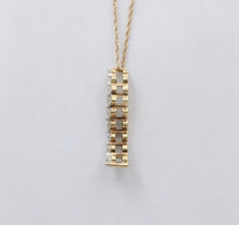 Load image into Gallery viewer, Vintage Diamond 14K Yellow Gold Curly Pendant.