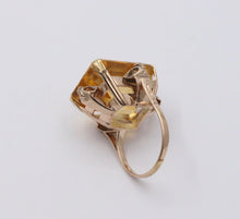 Load image into Gallery viewer, Vintage 14k Gold Large Citrine Retro Ring, Statement Ring