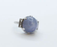 Load image into Gallery viewer, Vintage Blue Grey 25 Carat Cabochon Star Sapphire Baguette Diamond Platinum Ring