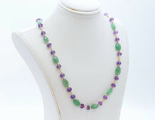 Load image into Gallery viewer, Vintage Italian Fluorite and Amethyst 18K Yellow Gold Necklace