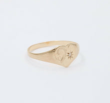 Load image into Gallery viewer, English 9K Yellow Gold Diamond Heart Signet Ring