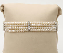 Load image into Gallery viewer, Vintage 14K Gold DIamond Clasp Beaded Pearl Bracelet