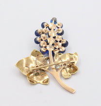 Load image into Gallery viewer, Vintage 14K Yellow Gold Sapphire Grape Brooch