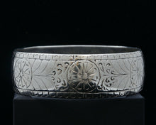 Load image into Gallery viewer, Vintage Handmade Repousse Silver Bangle Bracelet