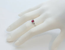 Load image into Gallery viewer, Vintage Natural Ruby Diamonds Platinum Ring