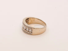 Load image into Gallery viewer, Vintage Ladies Diamonds 14K Yellow Gold Wedding Band