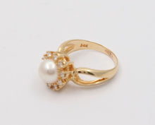 Load image into Gallery viewer, Mikimoto Vintage Pearl Diamonds 14K Yellow Gold Ring