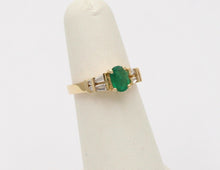 Load image into Gallery viewer, Lovely Vintage Emerald Baguette Diamonds 14K Yellow Gold Ring
