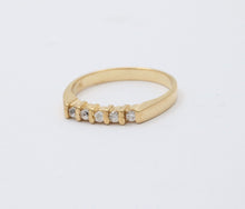 Load image into Gallery viewer, Vintage 18K Yellow Gold Diamond Band, Wedding Band.