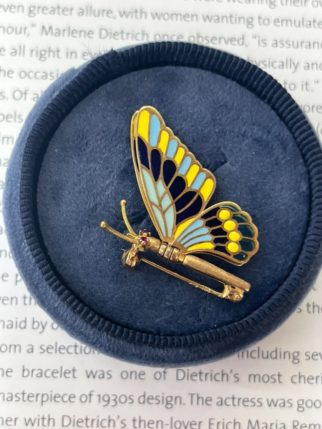 Vintage 18K Yellow Gold Plique A Jour Enamel Butterfly Brooch