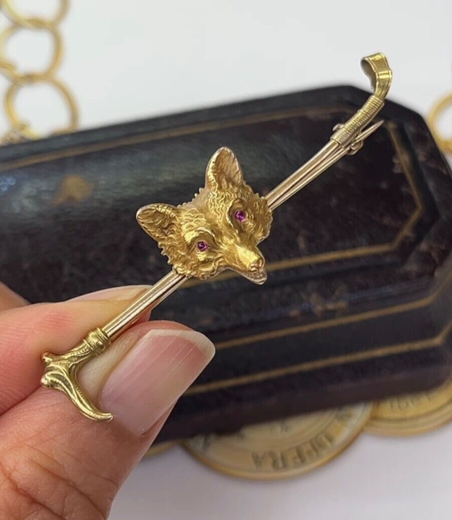 Vintage 14K Yellow Gold Fox Head & Whip Bar Pin