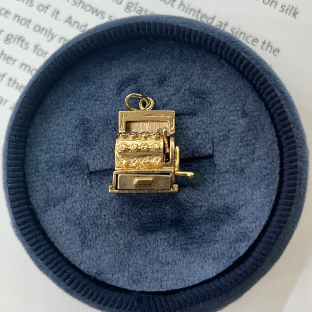 Vintage 14K Yellow Gold Slot Machine Charm