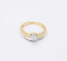 Load image into Gallery viewer, Vintage 18K Yellow Gold &amp; Platinum Geometric Diamond Ring
