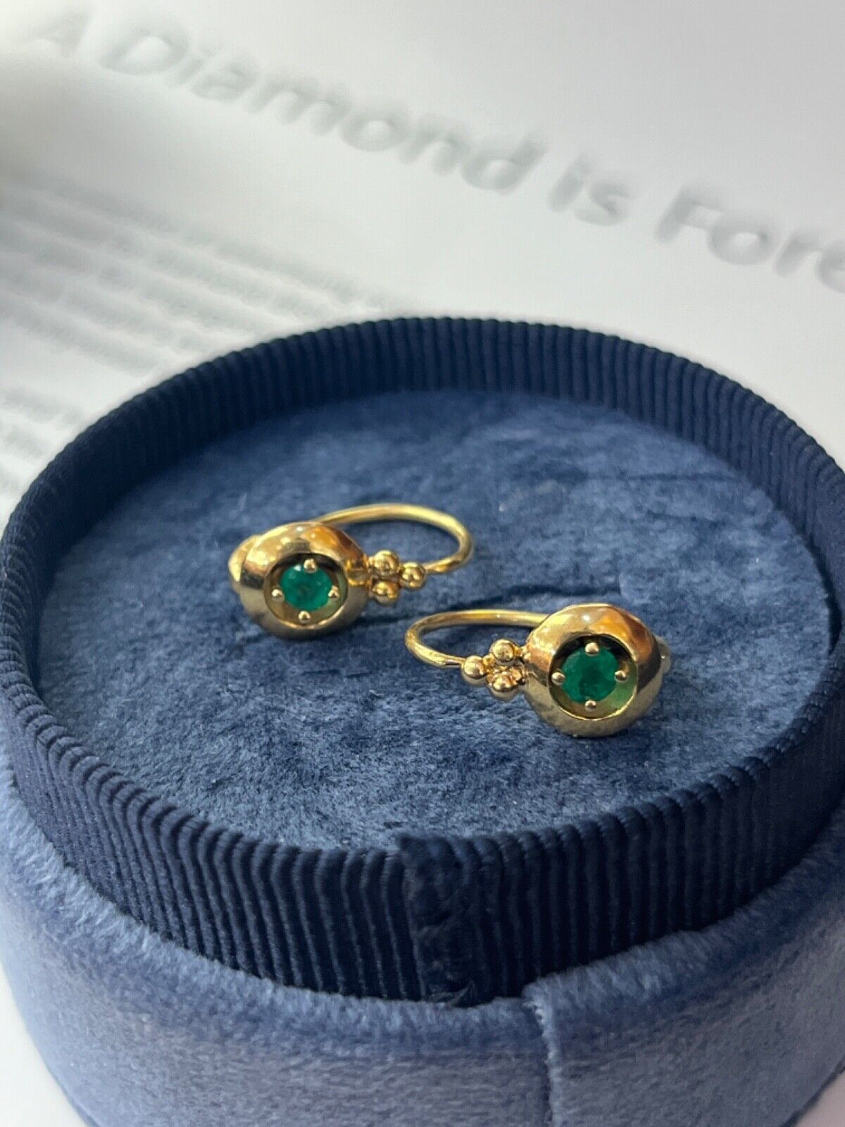 Vintage Sweet 18K Yellow Gold Emerald Huggie Earrings