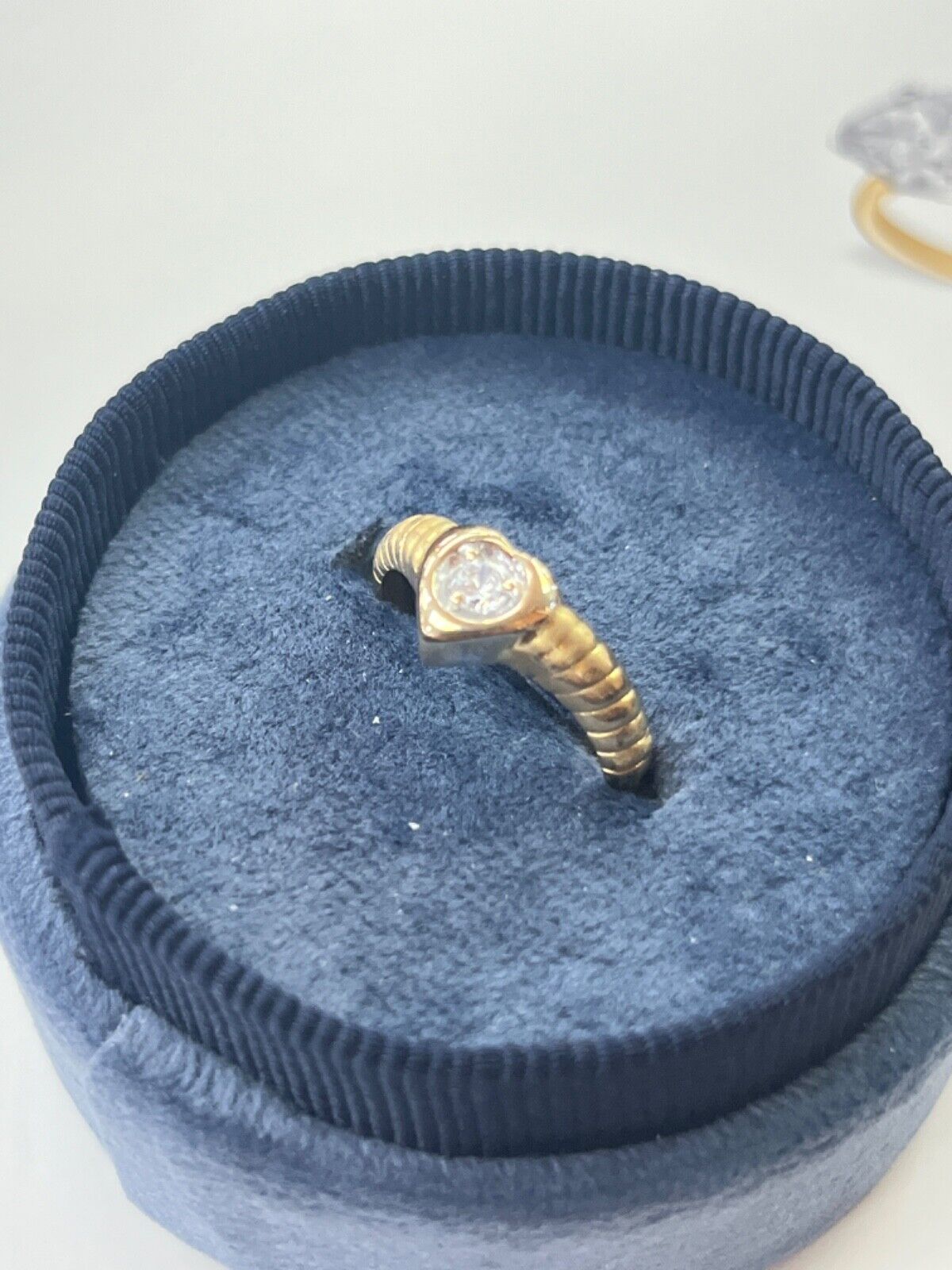 Vintage 14K Yellow Gold Diamond Heart Ring