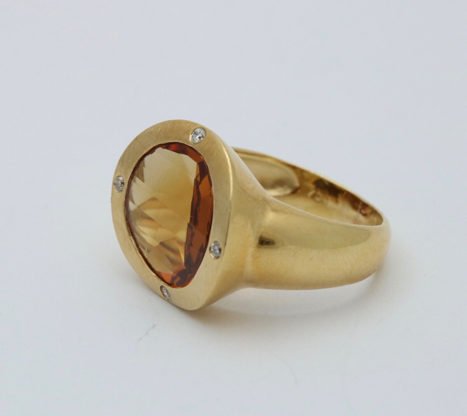 Vintage Unisex Citrine Diamonds 18K Yellow Gold Ring