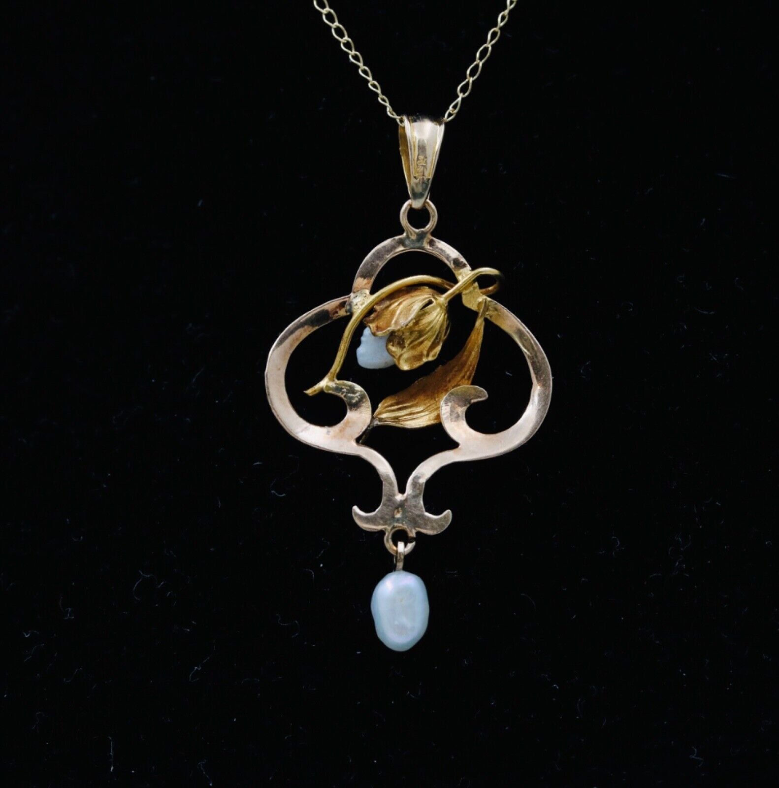 Art Nouveau 10K Yellow Gold Acorn Pearl Pendant Necklace