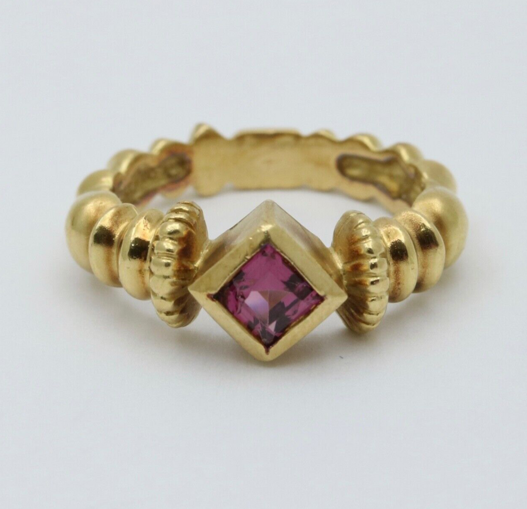 Vintage 18K Yellow Gold Garnet Bohemian Style Band