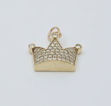 Load image into Gallery viewer, Vintage 10K Yellow Gold Diamond Crown Pendant
