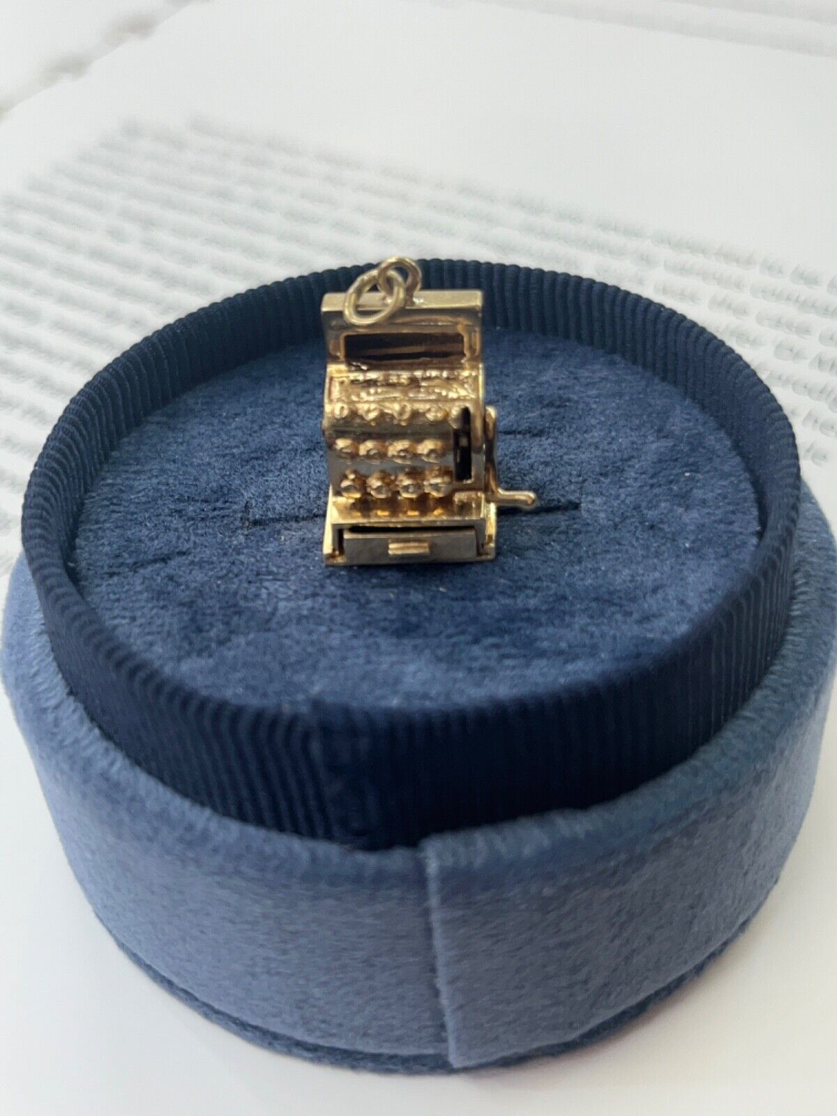 Vintage 14K Yellow Gold Slot Machine Charm