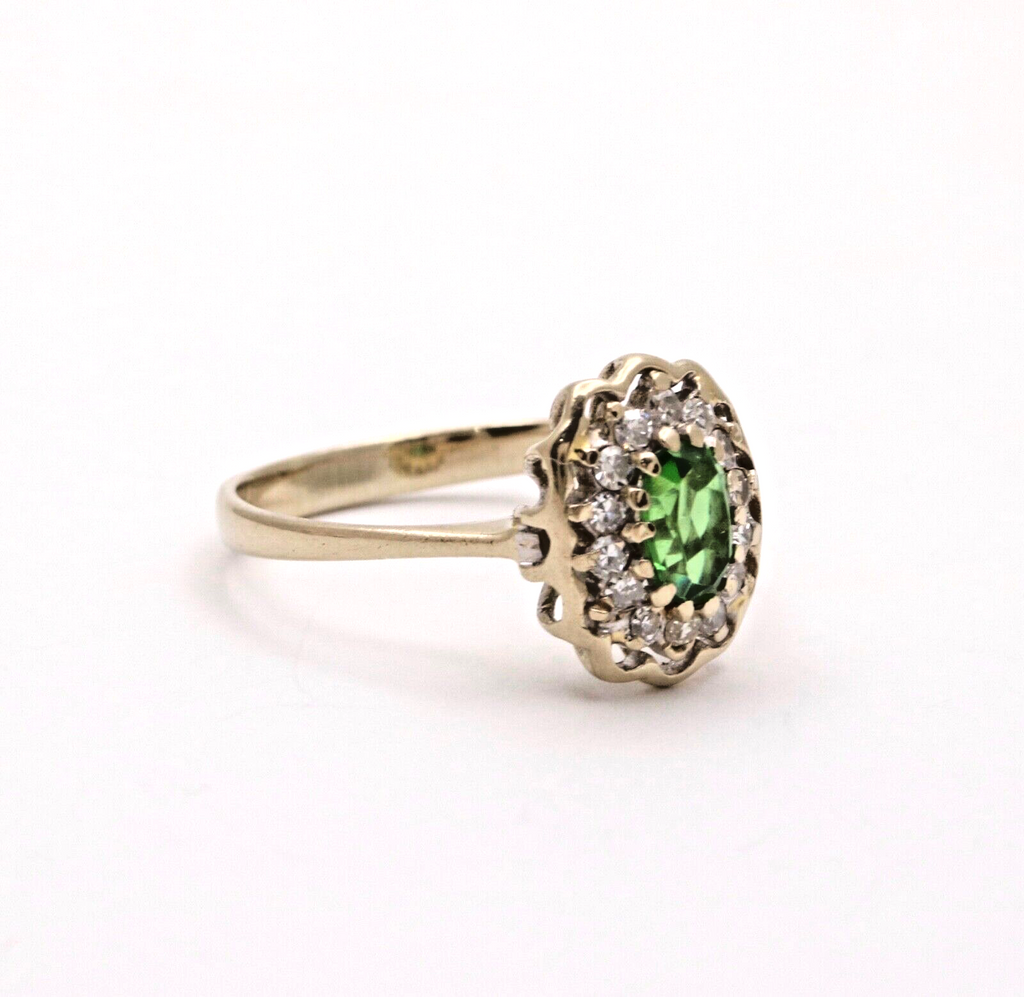 Vintage Italian Peridot Diamonds 18K Yellow Gold Ring