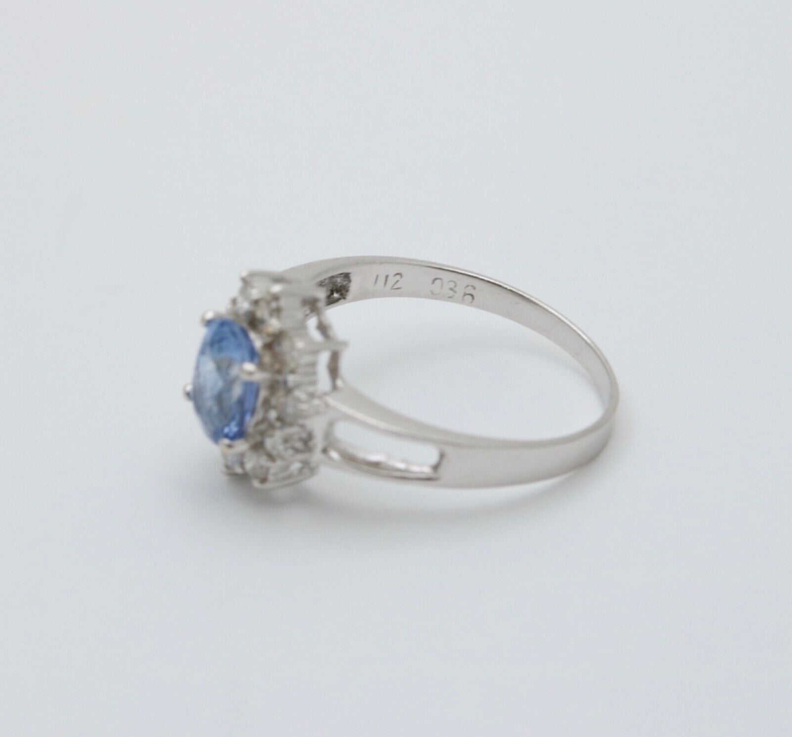 Vintage Sapphire Diamonds 18K White Gold Ring