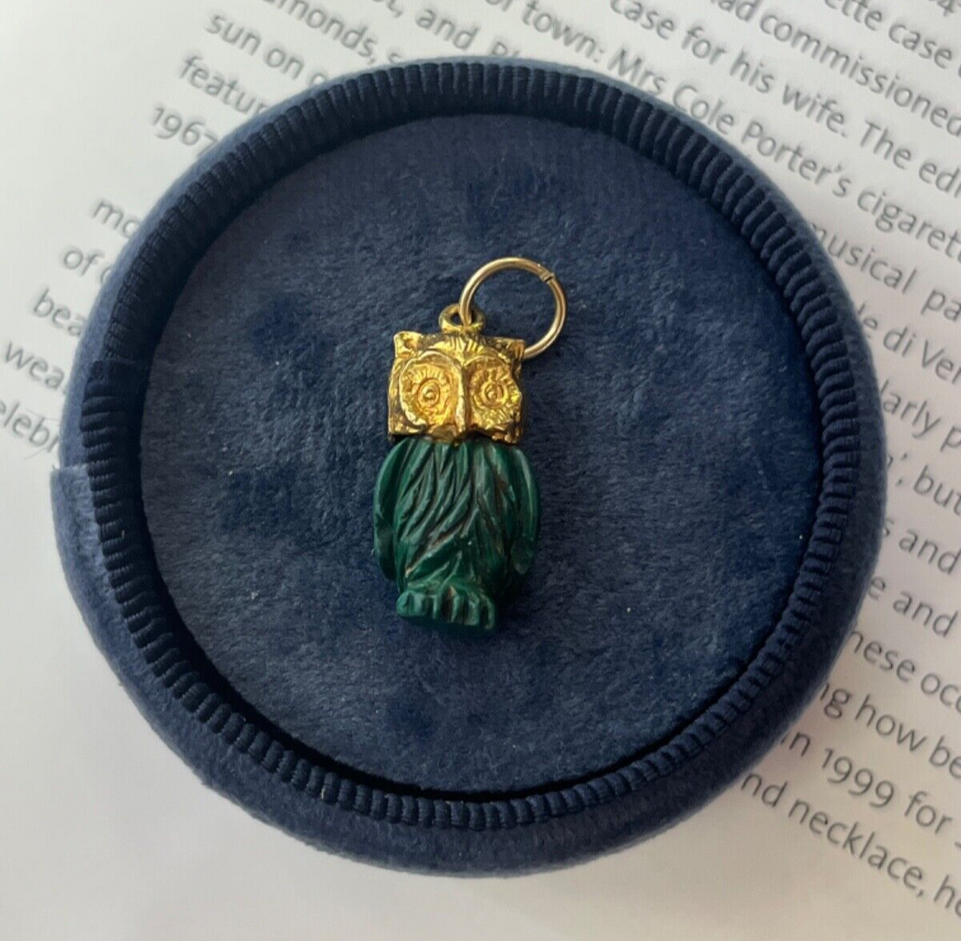 Vintage England 9K Yellow Gold Carved Malachite Owl Charm Pendant