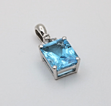 Load image into Gallery viewer, Vintage London Blue Topaz Diamonds 14K White Gold Pendant
