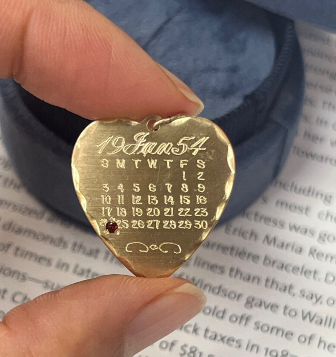 Vintage 14K Yellow Gold January Calendar Birthday Heart Charm, Birthstone Garnet