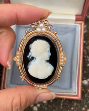 Load image into Gallery viewer, Victorian 14K Rose Gold Black Onyx Cameo Pendant Brooch
