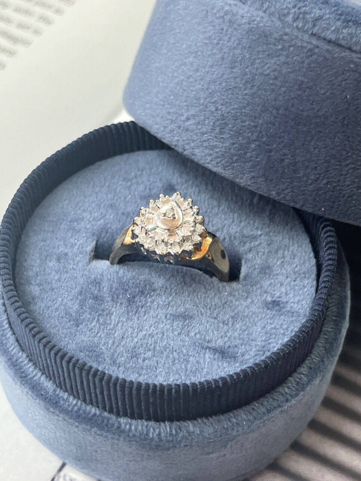Vintage 10K Yellow & White Gold DIamond Ring