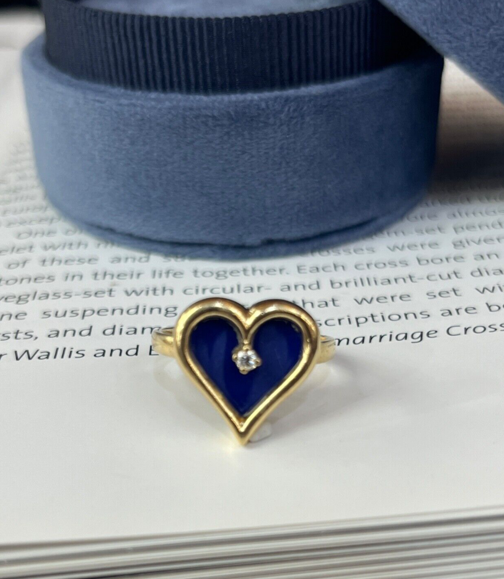 Vintage 14K Yellow Gold Heart Lapis Lari Diamond Ring.