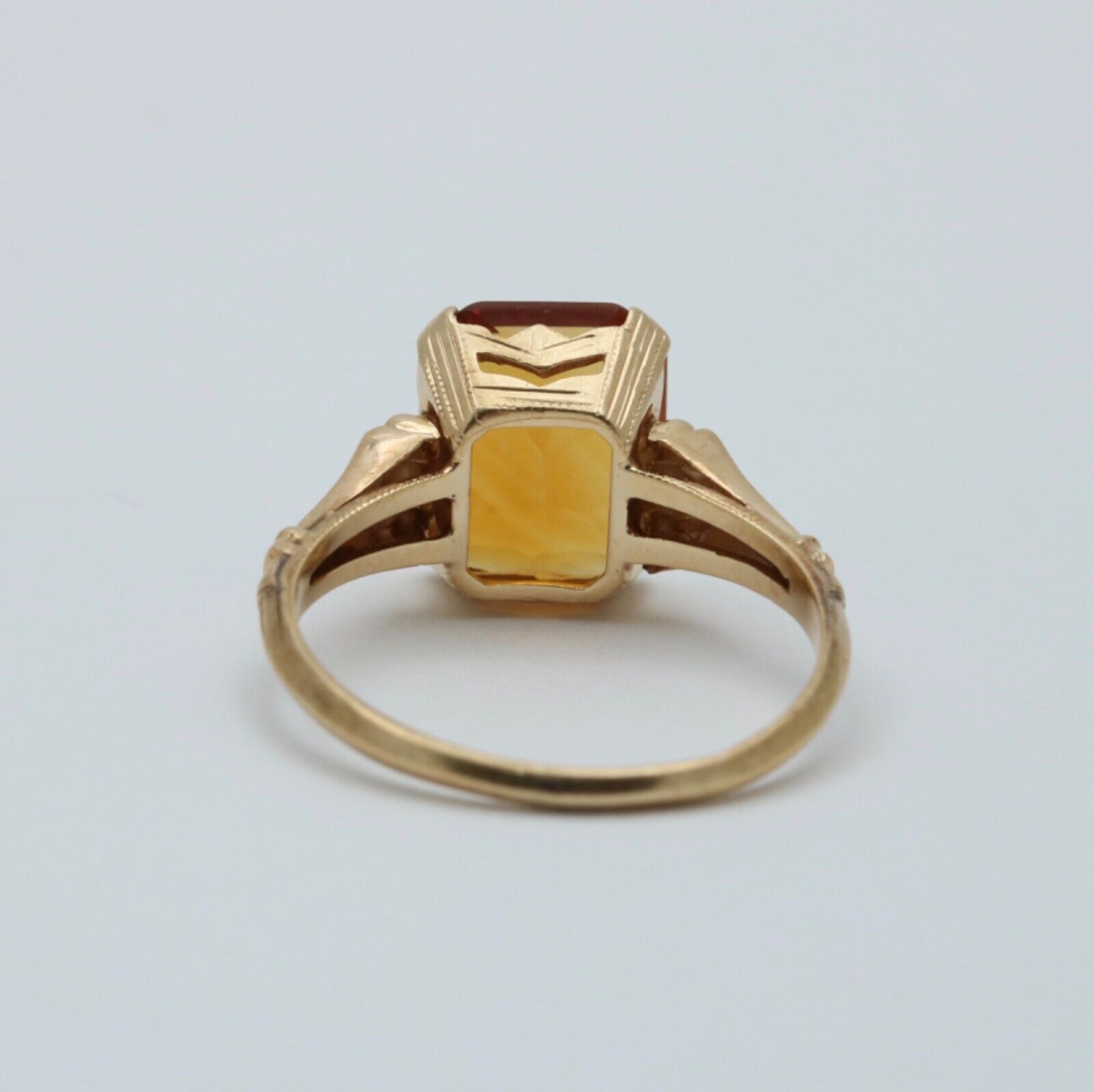 Vintage 14K Yellow Gold Citrine Solitaire Ring