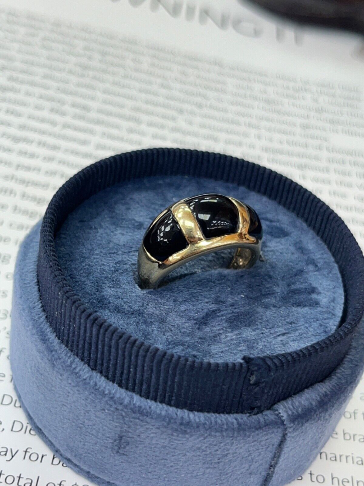 Vintage 14K Yellow Gold Black Onyx Dome Ring