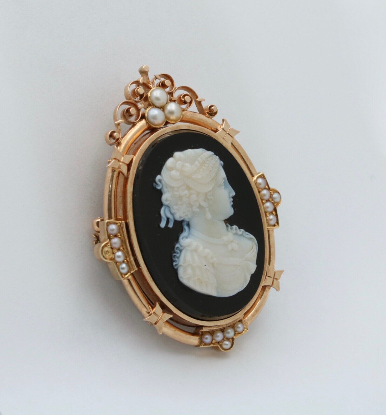 Victorian 14K Rose Gold Black Onyx Cameo Pendant Brooch