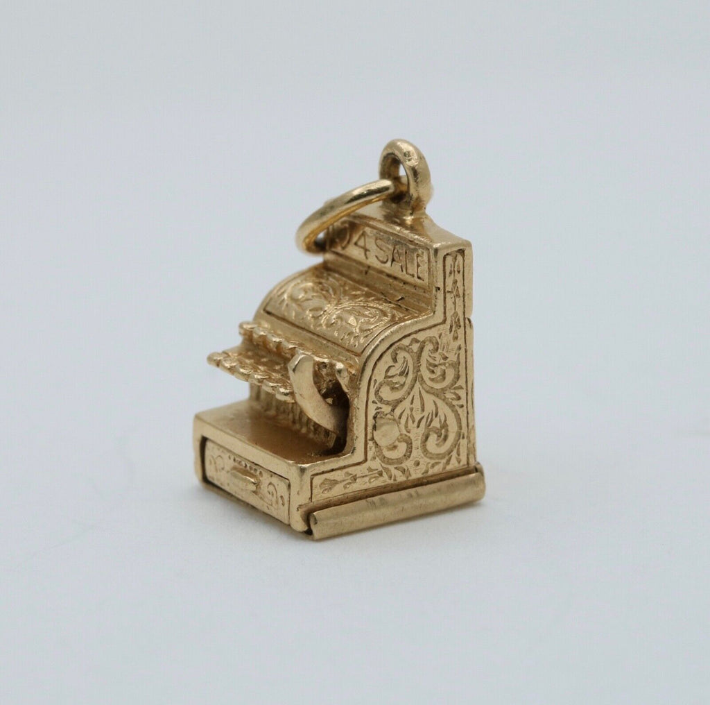Vintage 14K Yellow Gold Casher Charm