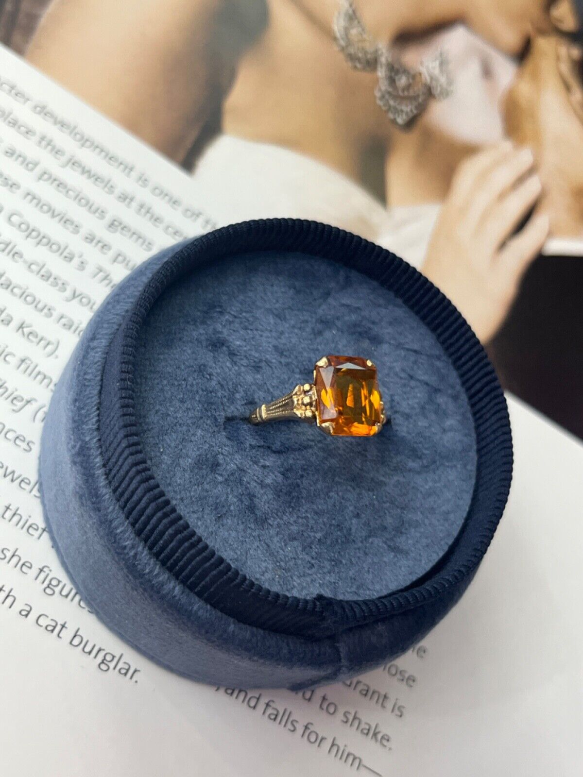 Vintage 14K Yellow Gold Citrine Solitaire Ring