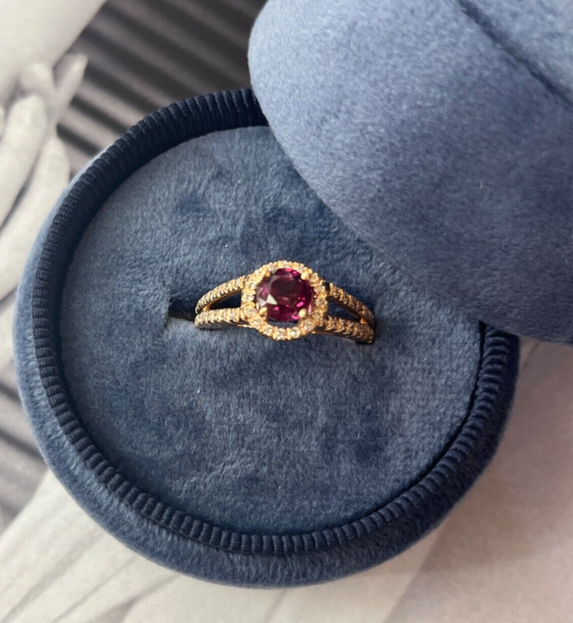 Vintage 14K Rose Gold Rhodolite Garnet Diamond Ring