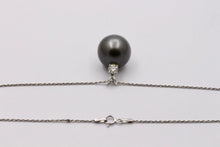 Load image into Gallery viewer, Vintage Large 16.5 mm Tahitian South Sea pearls Diamond 14K White Gold Necklace
