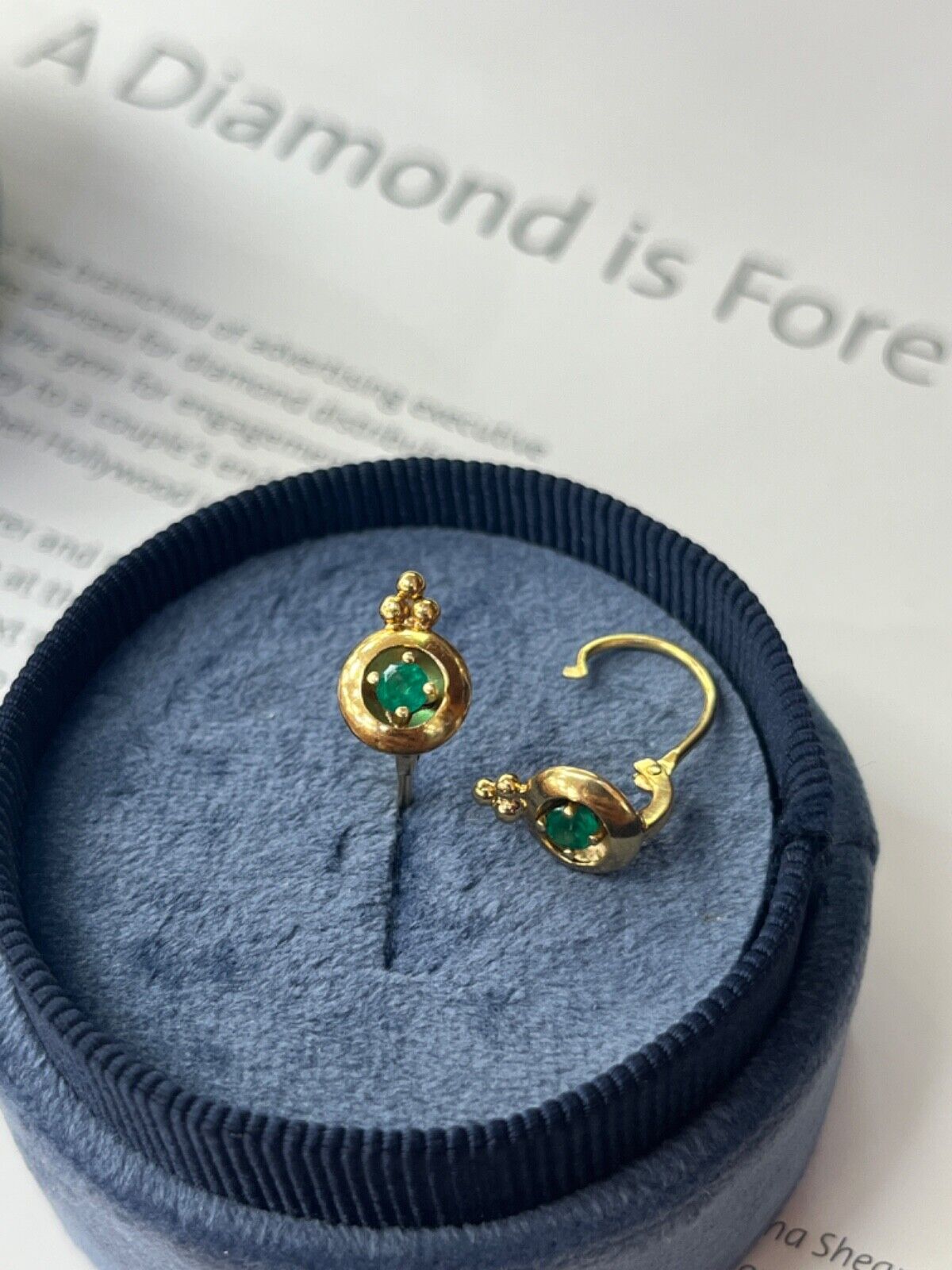 Vintage Sweet 18K Yellow Gold Emerald Huggie Earrings
