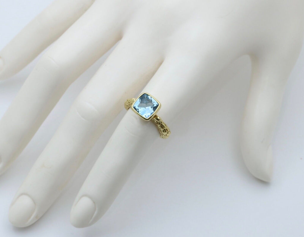 Vintage Blue Topaz 18K Yellow Gold Arto Vandian Ring
