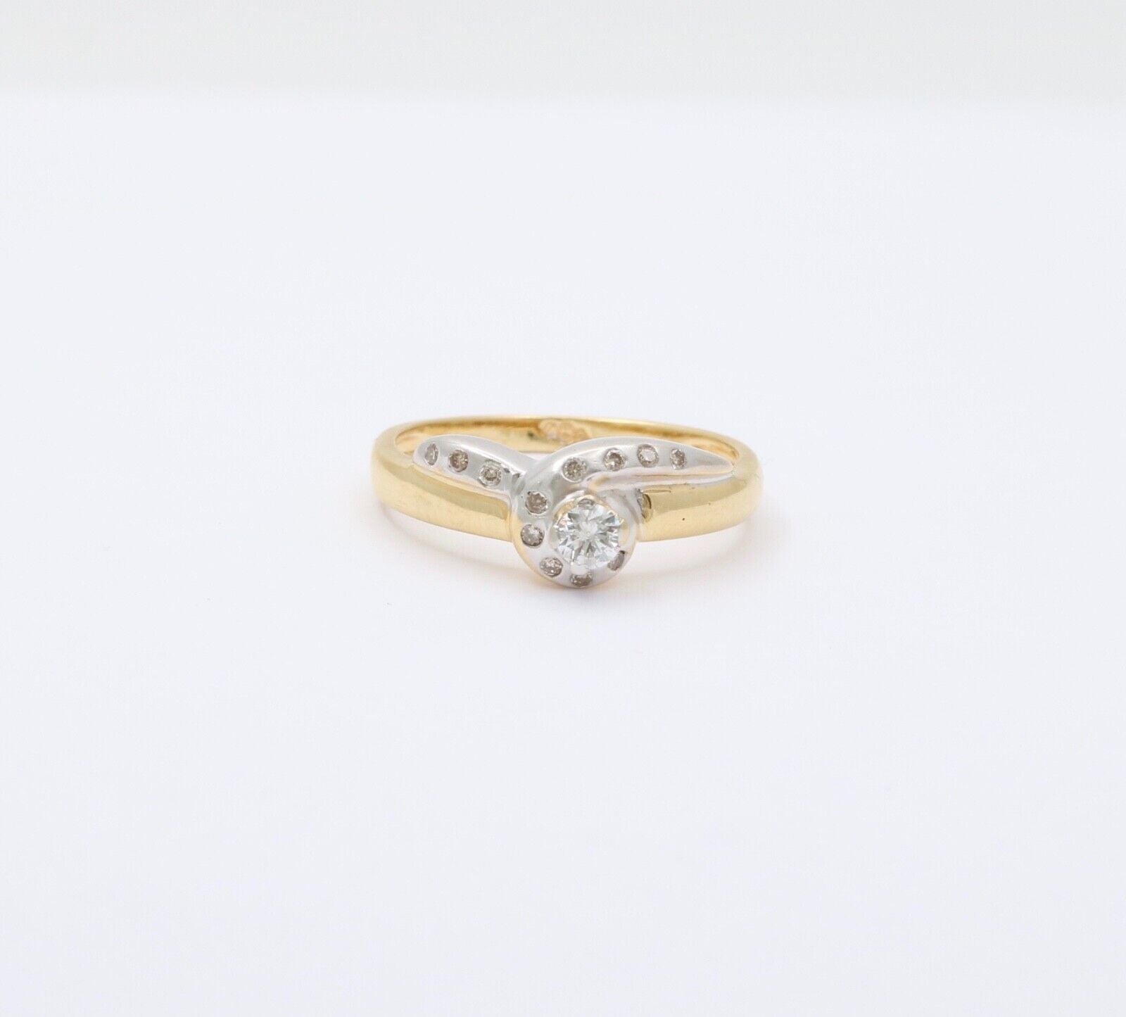 Vintage 18K Yellow Gold & Platinum Geometric Diamond Ring