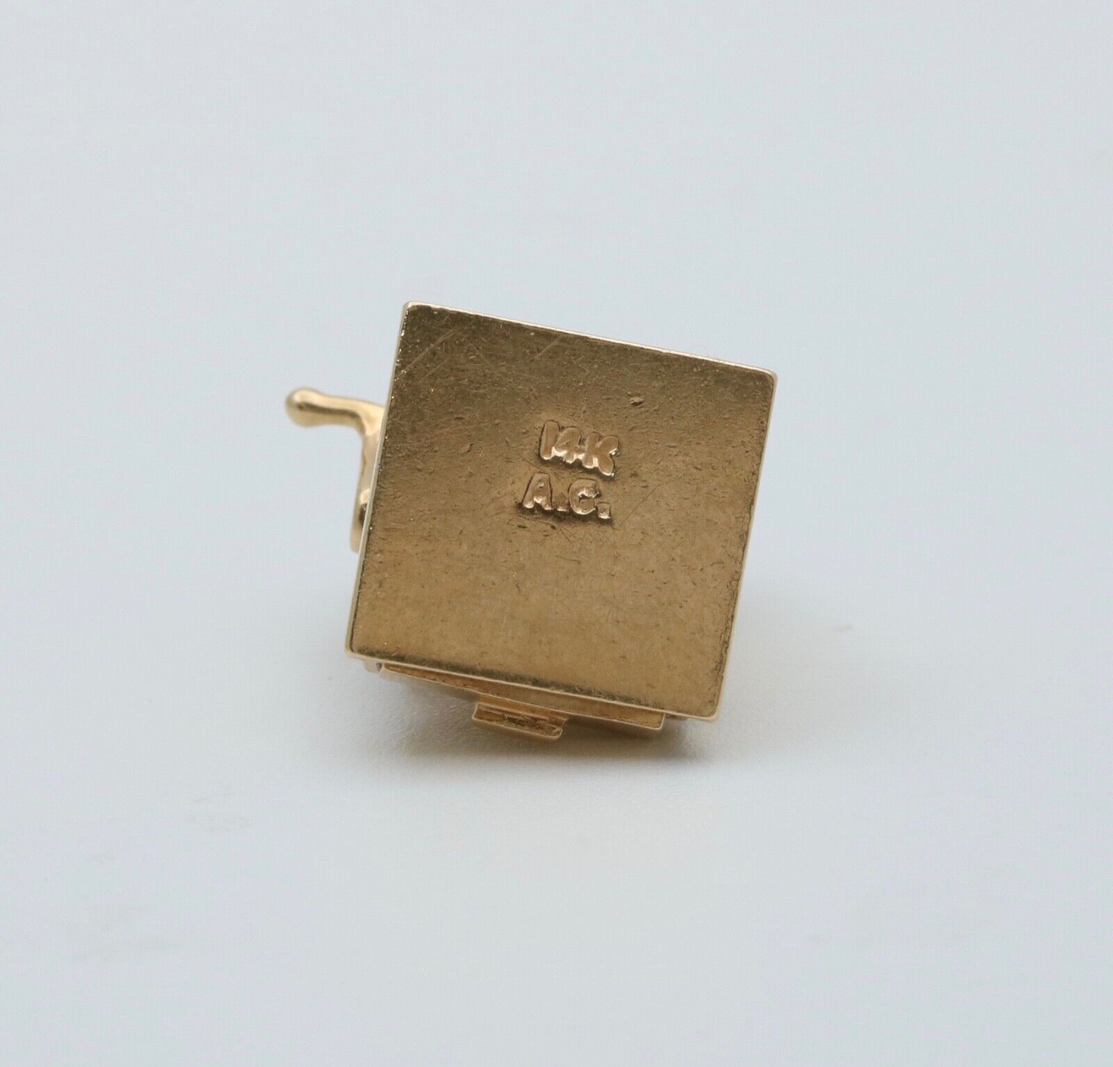 Vintage 14K Yellow Gold Slot Machine Charm